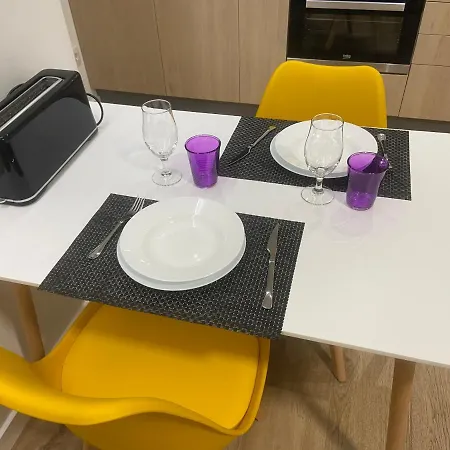 Precioso Y Moderno Apartamento En * Βίγκο